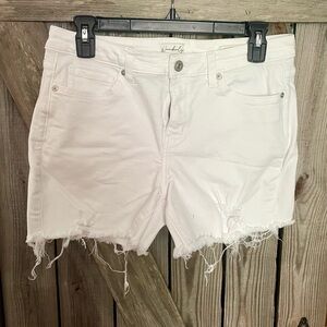Wonderly White Frayed Jean Shorts
